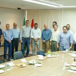 O PRESIDENTE DO CONSELHO ADMINISTRATIVO DA BRAZIL POTASH, MAYO SCHMIDT, E A LIDERANÇA DA EMPRESA, SE REUNIRAM COM O GOVERNADOR DO ESTADO DO AMAZONAS, WILSON LIMA, O PREFEITO THOMÉ NETO E O CONSELHO INDÍGENA MURA PARA DISCUTIR O AVANÇO DO PROJETO POTÁSSIO AUTAZES